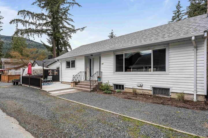 Property Photo:  404 Birch Street  BC V2R 4Z3 