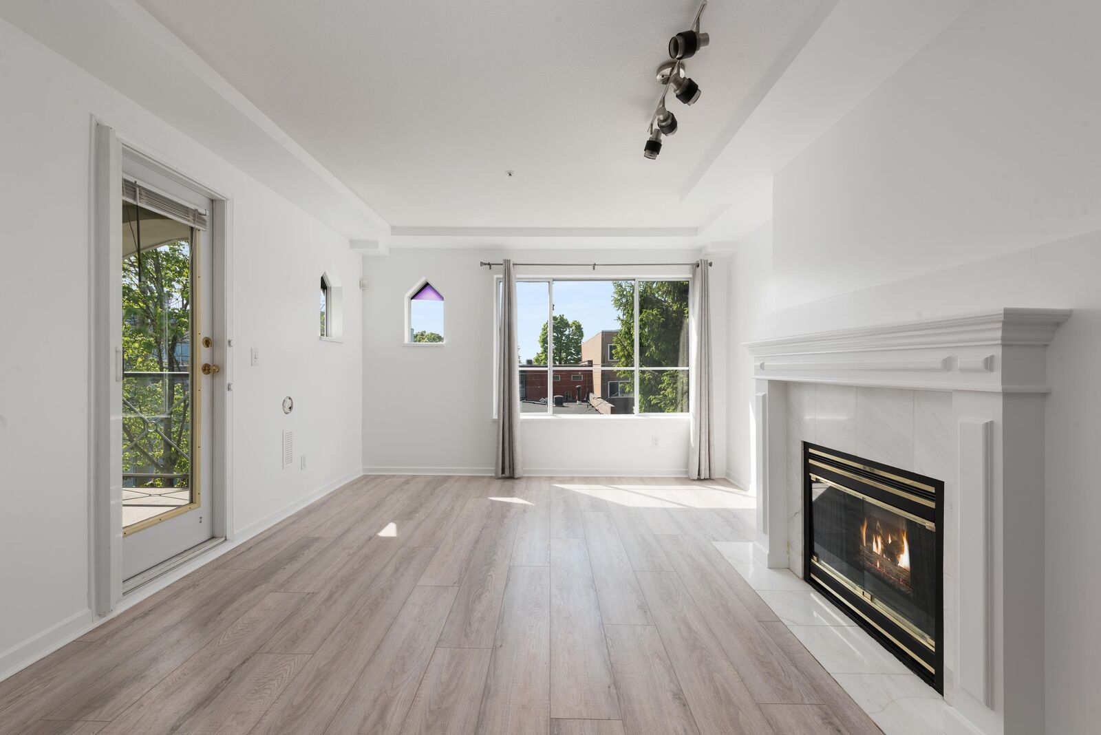 Property Photo:  6475 Chester Street 304  BC V5W 4B7 