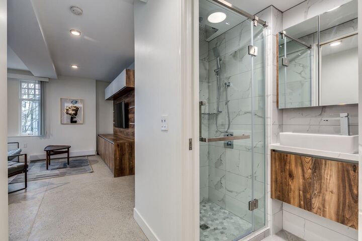 Property Photo:  1170 Barclay Street 206  BC V6E 1H1 