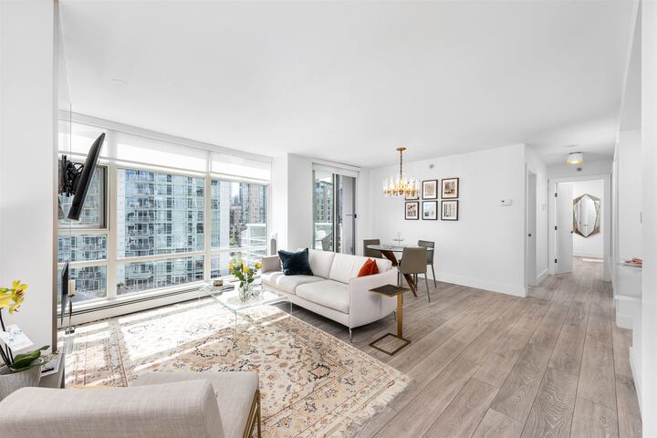 Property Photo:  198 Aquarius Mews 1008  BC V6Z 2Y4 