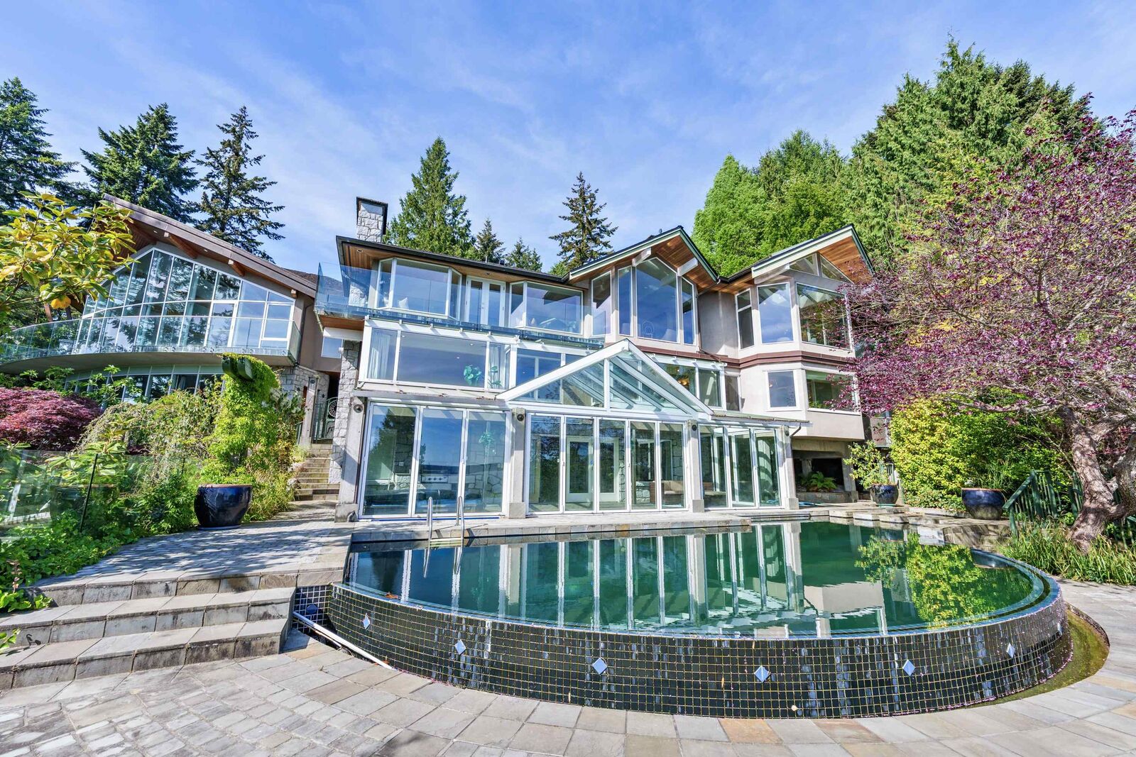 Property Photo: 4253 Rockbank Place BC V7W 1A8