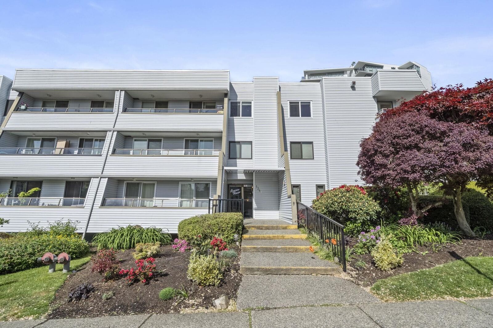 Property Photo:  1341 George Street 112  BC V4B 4A1 