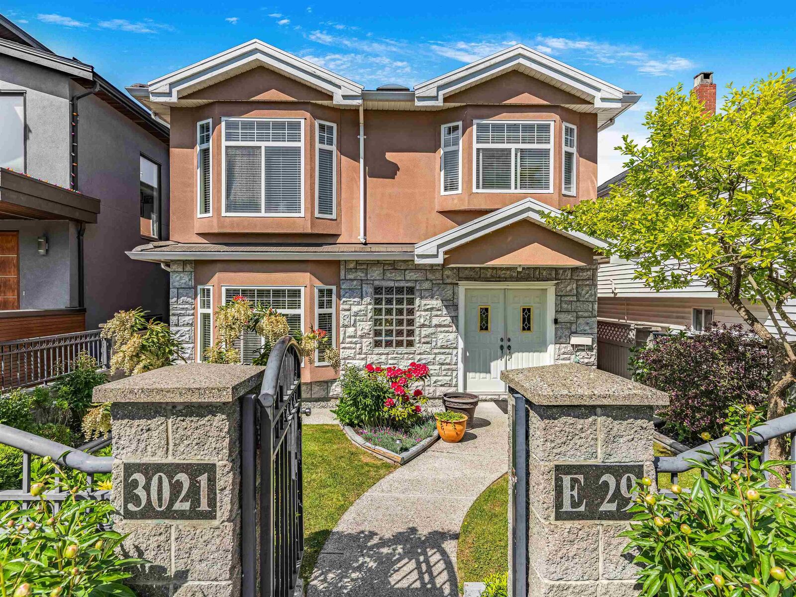 Property Photo:  3021 E 29th Avenue  BC V5R 1V9 
