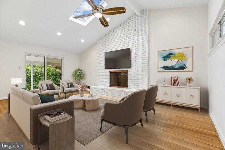Property Photo:  1002 N Belgrade Road  MD 20902 