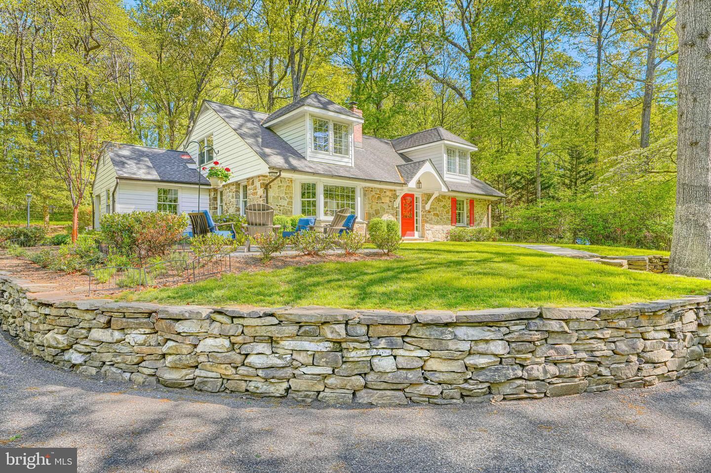 Property Photo:  800 Bomont Road  MD 21093 