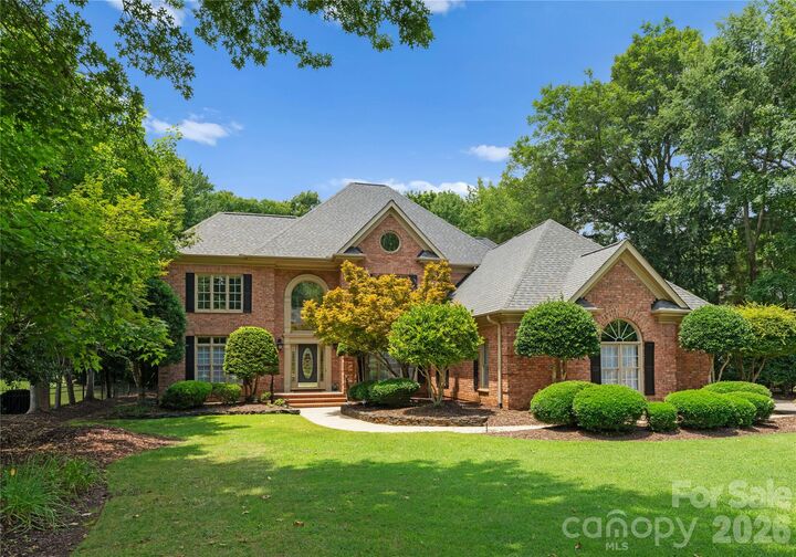 Property Photo:  11924 Shoal Creek Court  NC 28277 