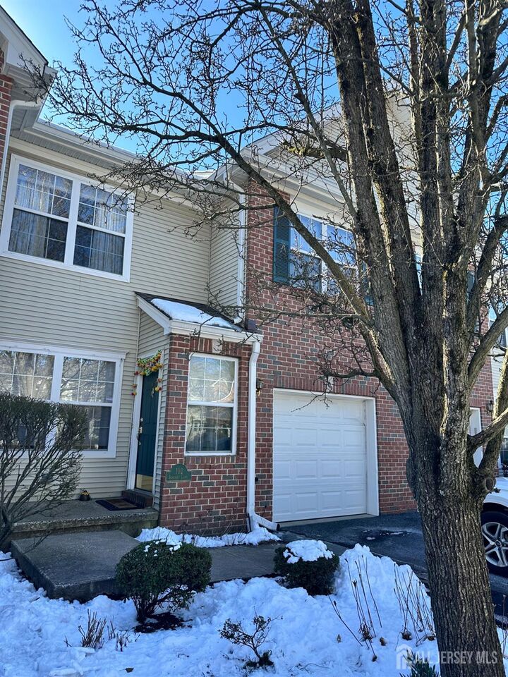 Property Photo:  102 Somerset Court  NJ 08540 
