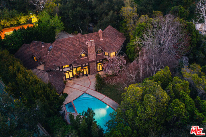 Property Photo:  1509 Stone Canyon Rd  CA 90077 