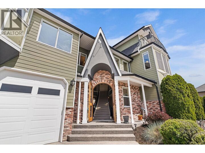Property Photo: 1011 Foothills Court BC V1B 3Z5