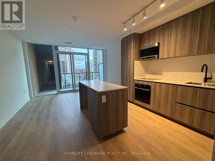 Property Photo:  117 Broadway Avenue 609  ON M4P 1V3 