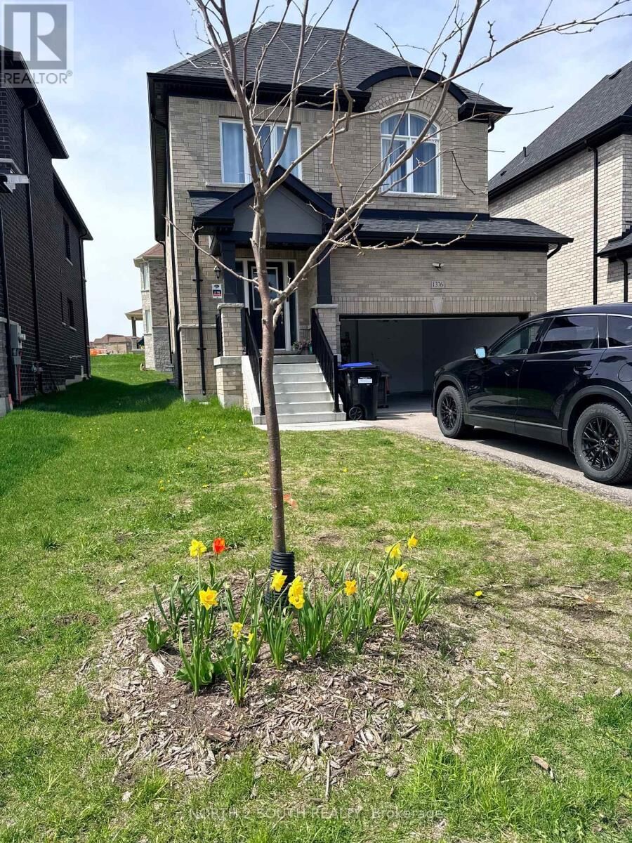 Property Photo:  1376 Harrington Street  ON L0L 1W0 