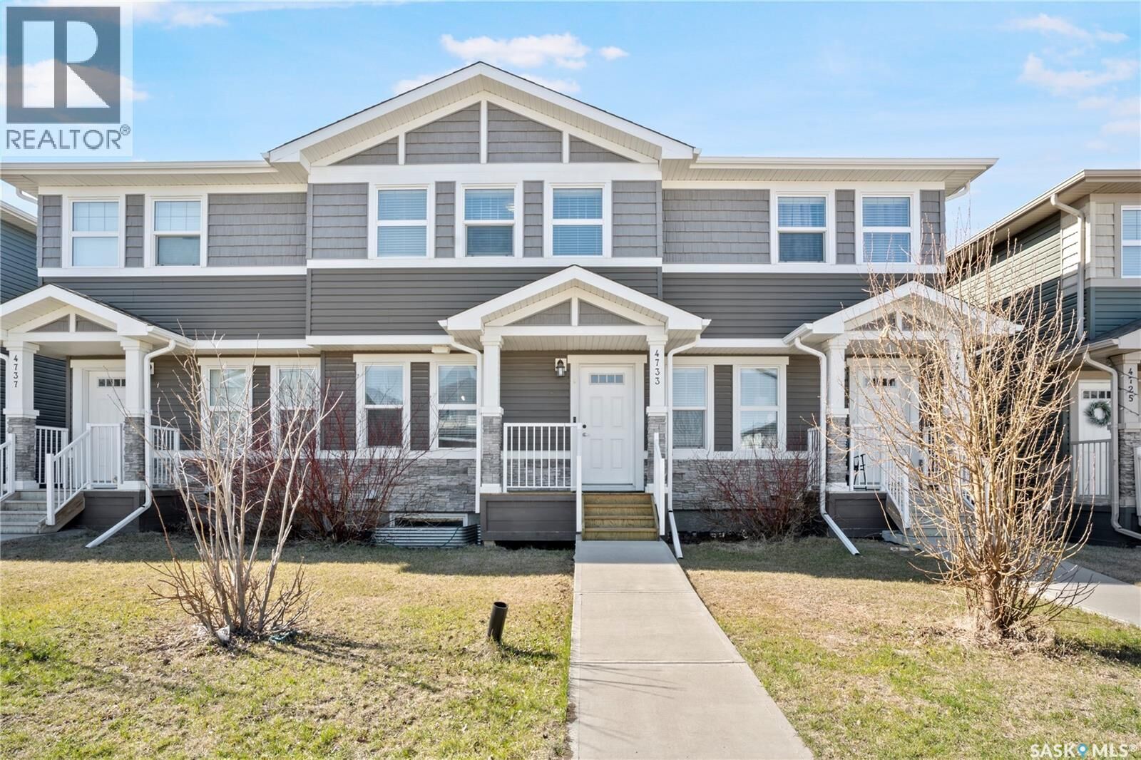 Property Photo:  4733 Primrose Green Drive E  SK S4V 3K9 