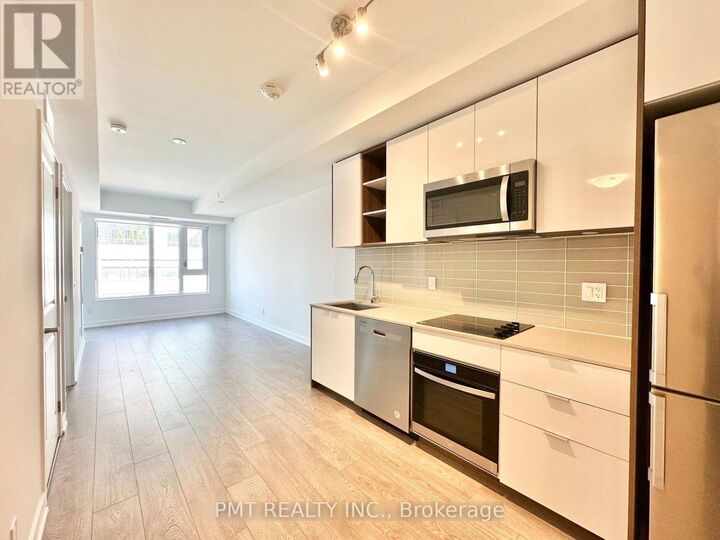 Property Photo:  543 Richmond Street West 642  ON M5V 0W9 
