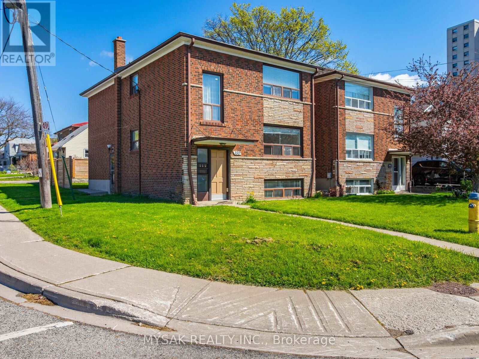 Property Photo:  150 Park Street  ON M1N 2P6 