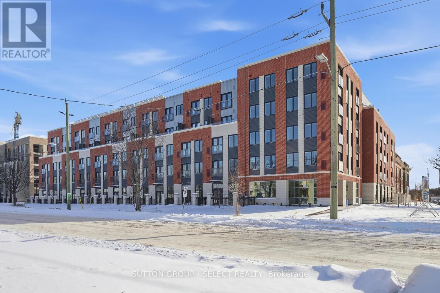Property Photo:  351 Hill Street 415  ON N6B 2M1 
