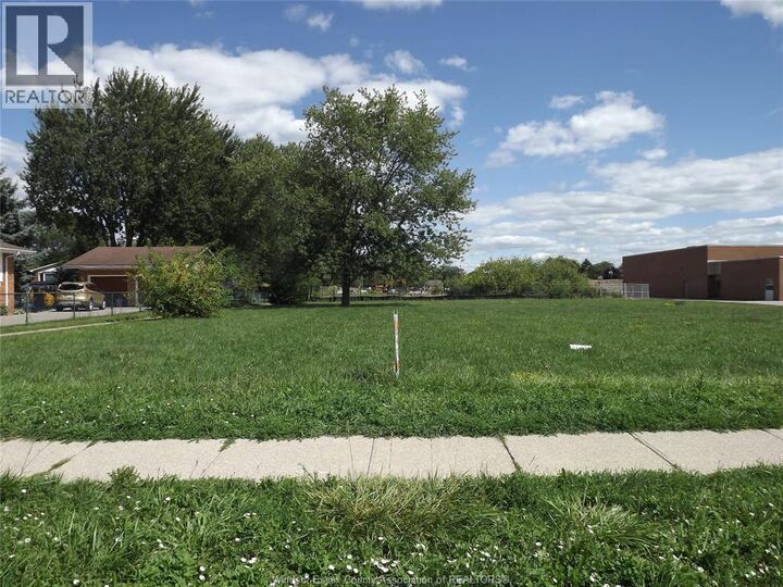 Property Photo:  V/L Victoria St.  ON N9V 2K2 