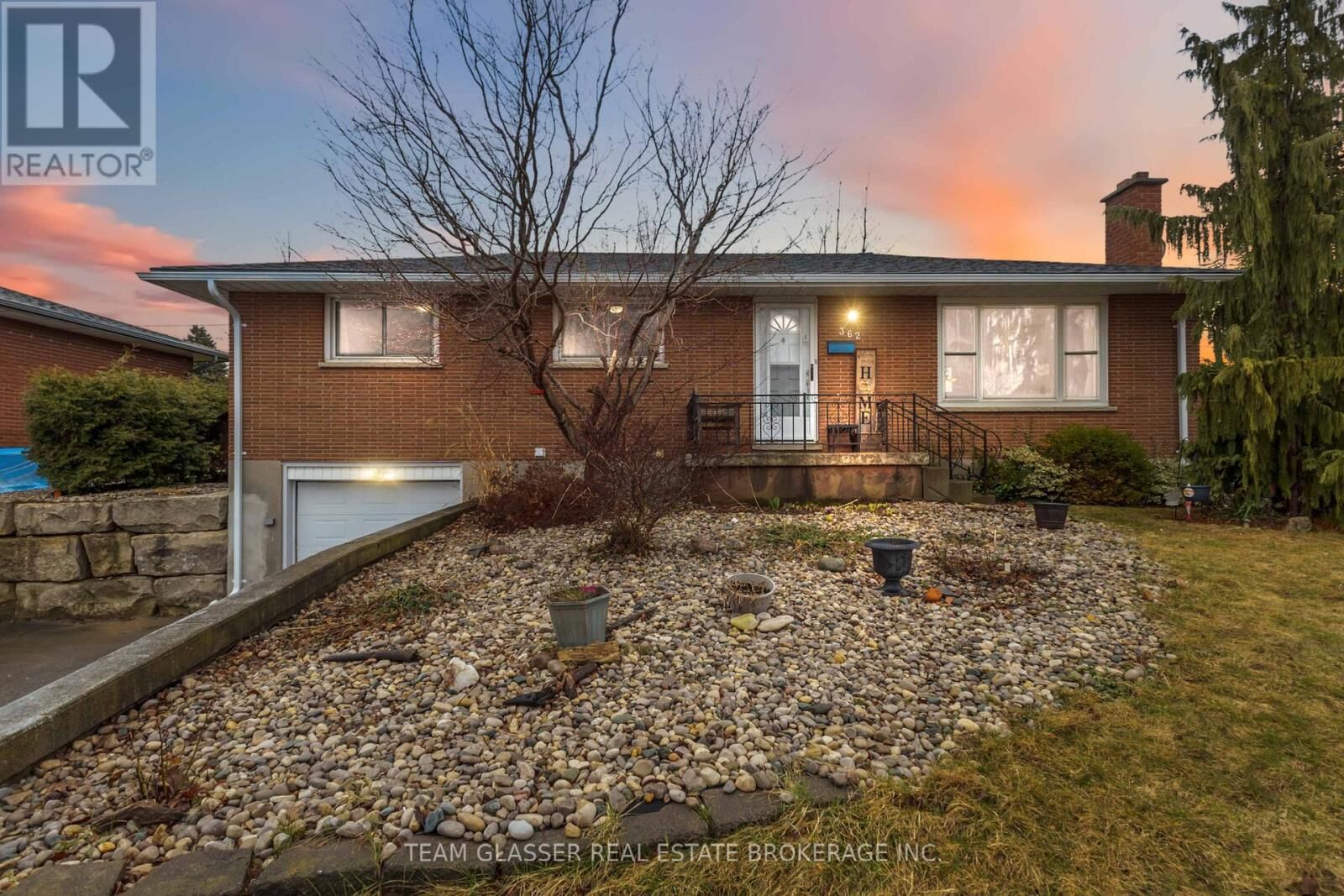 Property Photo:  362 Chippendale Crescent  ON N5Z 3G2 