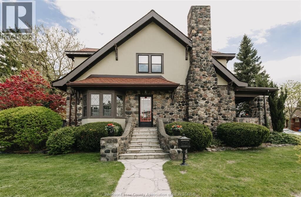 Property Photo:  908 Dawson Road  ON N8Y 4A4 