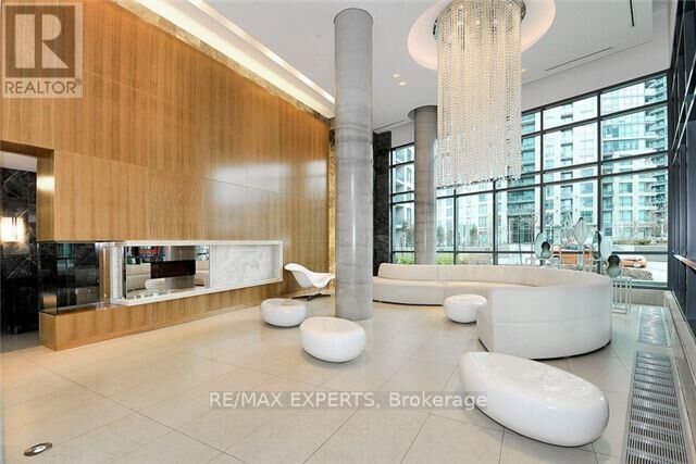 Property Photo:  209 Fort York Boulevard 1656  ON M5V 4A1 