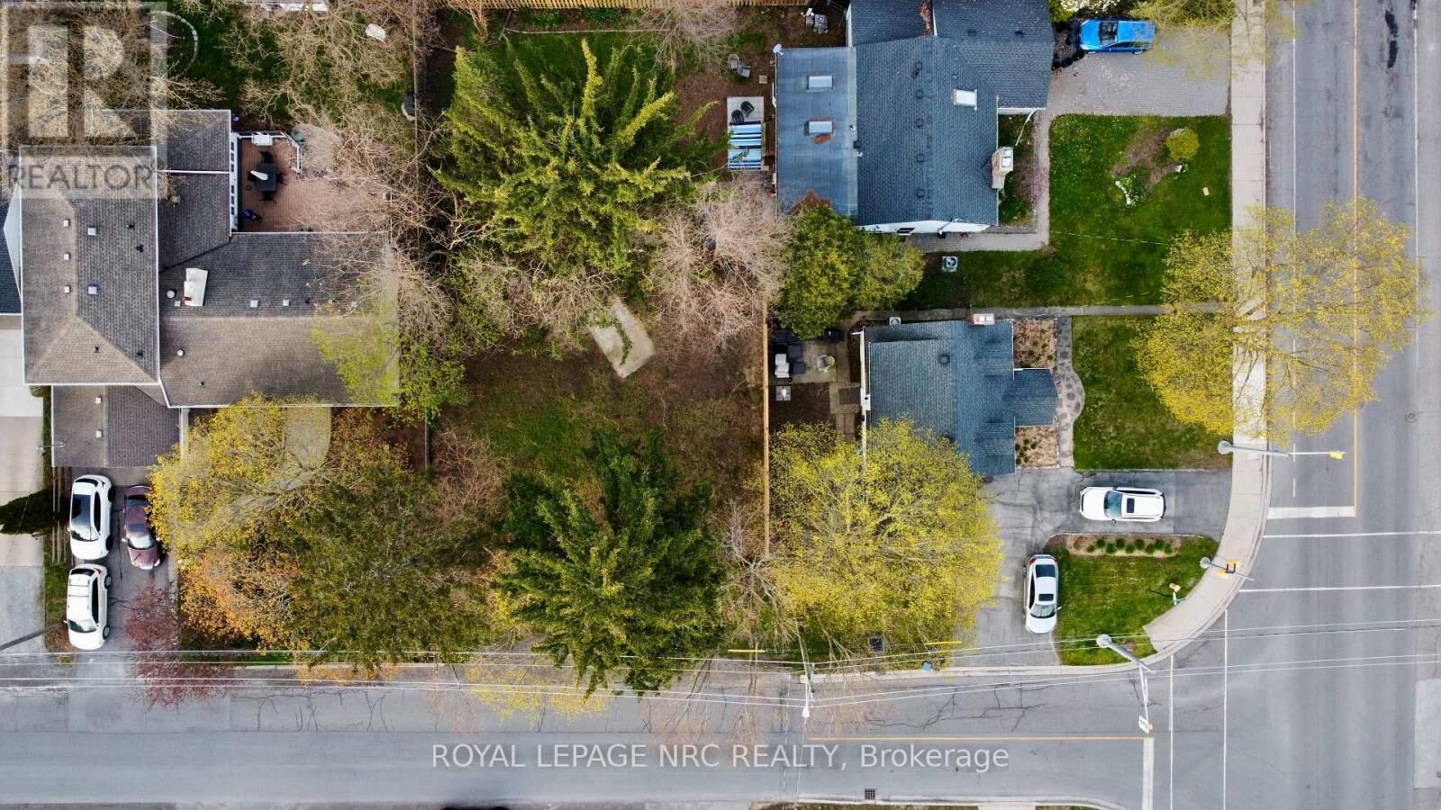 Property Photo:  2A Corbett Avenue  ON L2N 5M4 