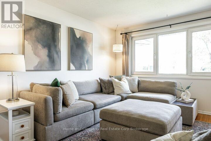 Property Photo:  228 Redford Crescent  ON N5A 1P2 