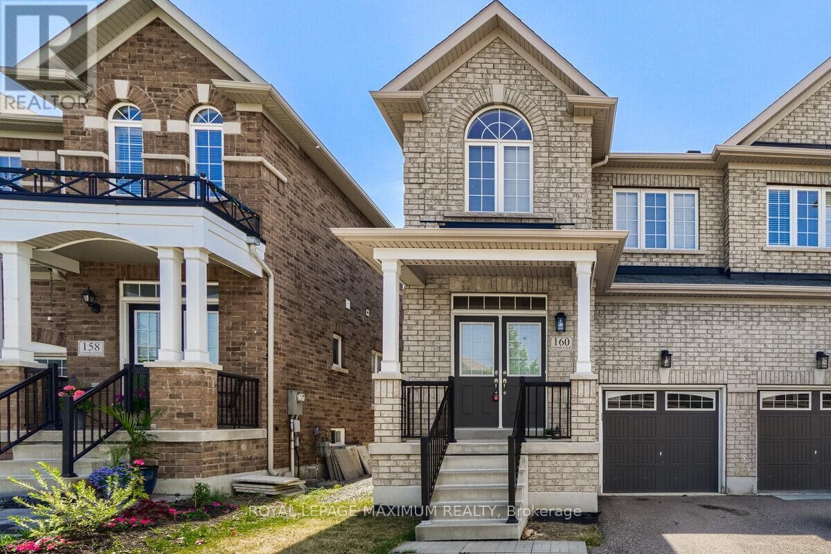 Property Photo:  160 Gentile Circle  ON L4H 3N3 
