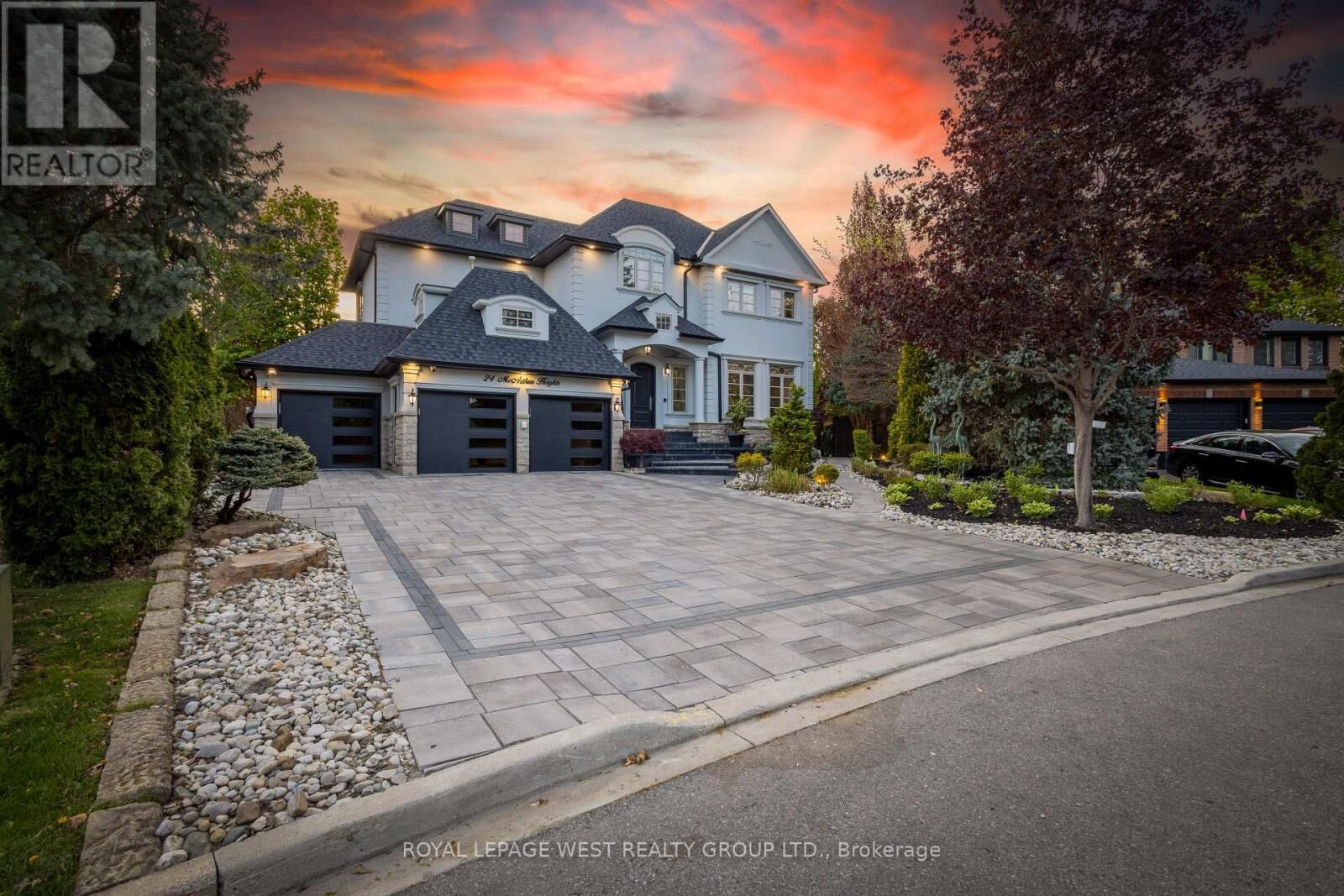 Property Photo:  24 McArthur Heights  ON L6Z 3N2 