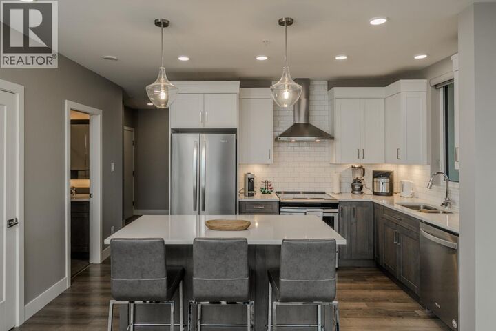 Property Photo: 1087 6th Avenue 201 BC V2L 0E5