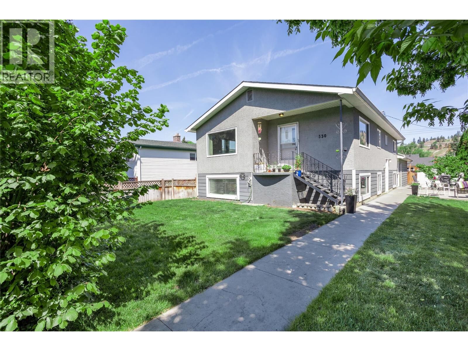 Property Photo:  530 Roanoke Avenue  BC V1Y 7K5 