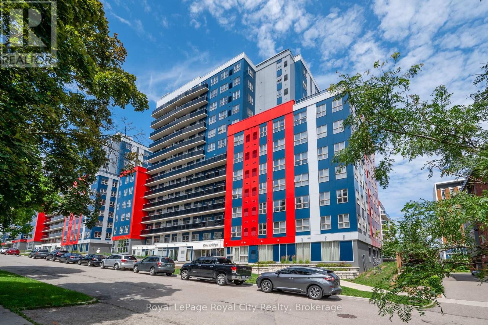 Property Photo:  258A Sunview Street 186  ON N2L 0H6 