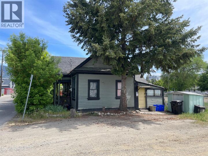 Property Photo:  3406 27 Avenue  BC V1T 1S3 