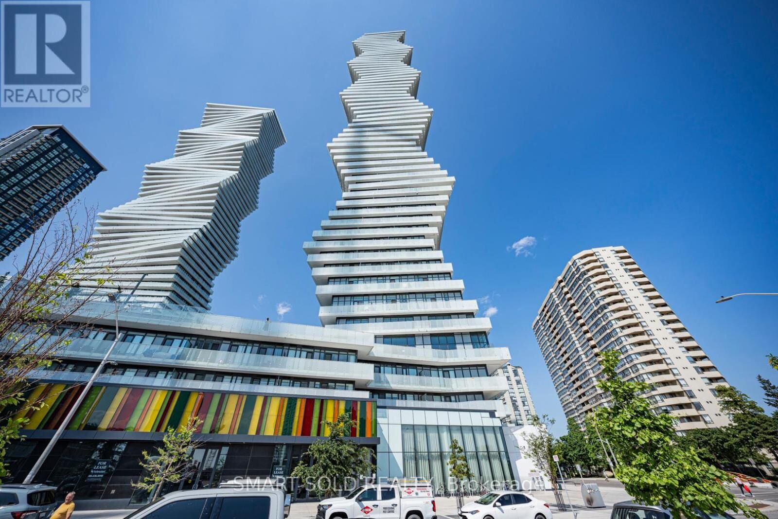 Property Photo:  3883 Quartz Road 1101  ON L5B 0M4 
