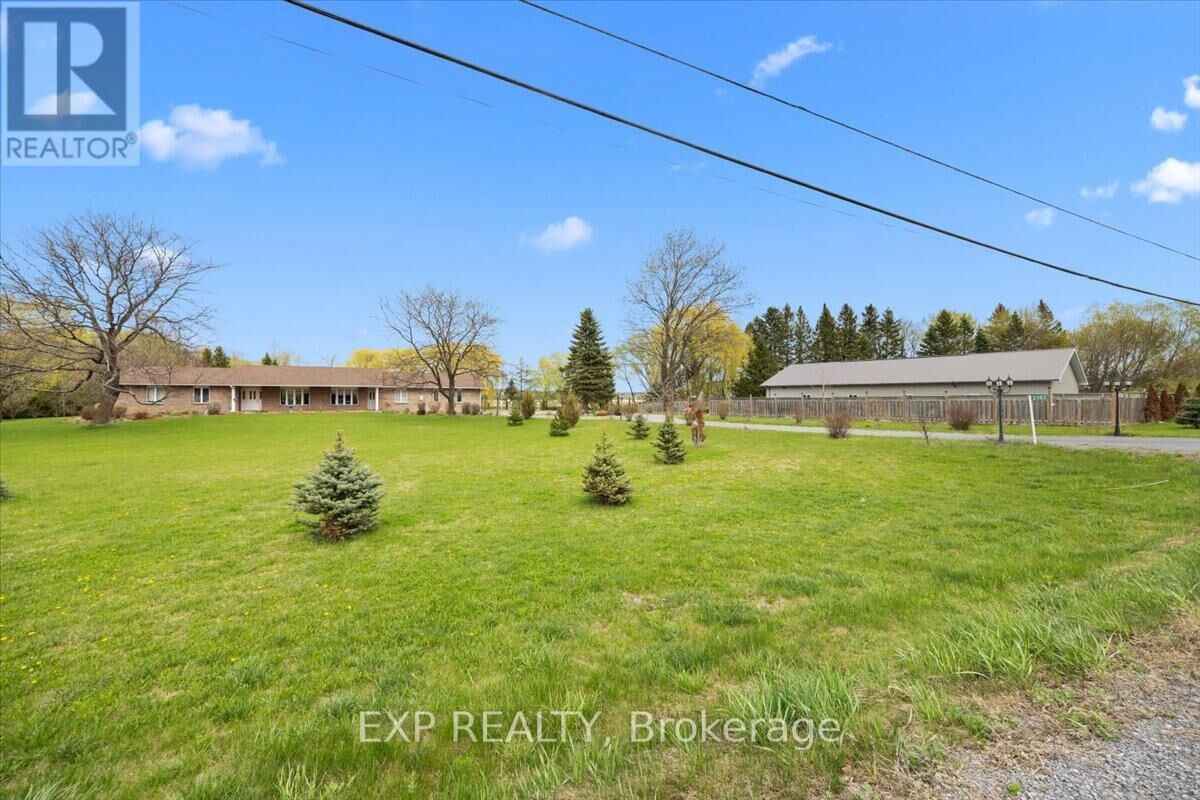 Property Photo:  3382 Carp Road  ON K0A 1L0 