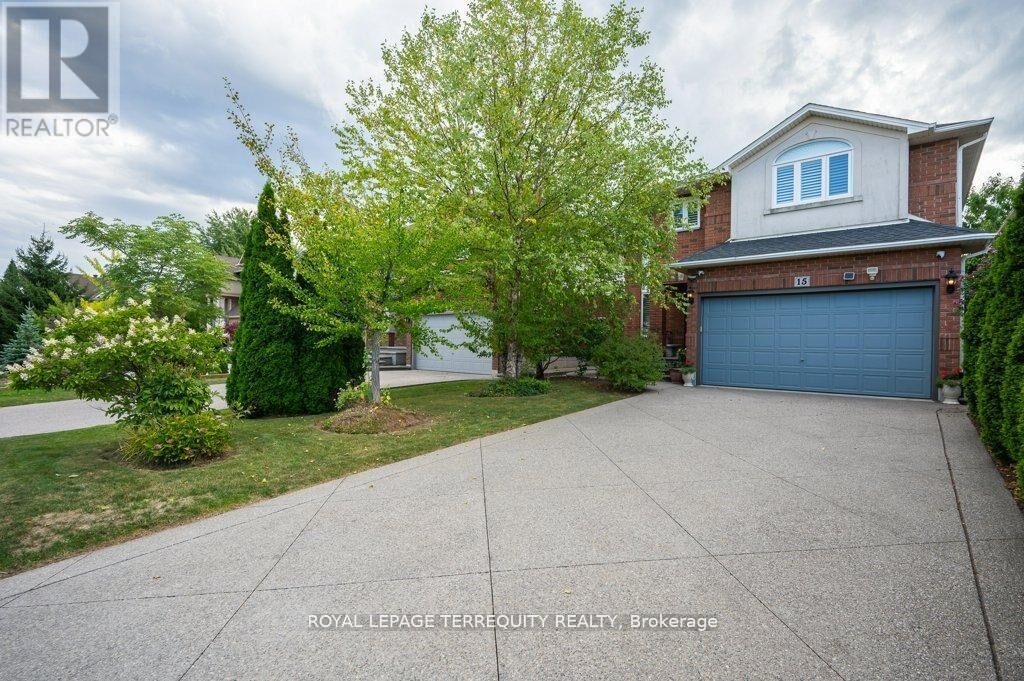 Property Photo:  15 Armour Crescent  ON L9K 1S1 