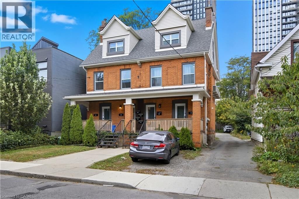 Property Photo:  113 North Catharine Street North  ON L8R 1J5 