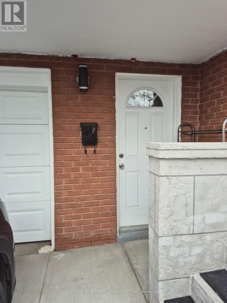 Property Photo:  32 Petunias Road  ON L6V 3G8 