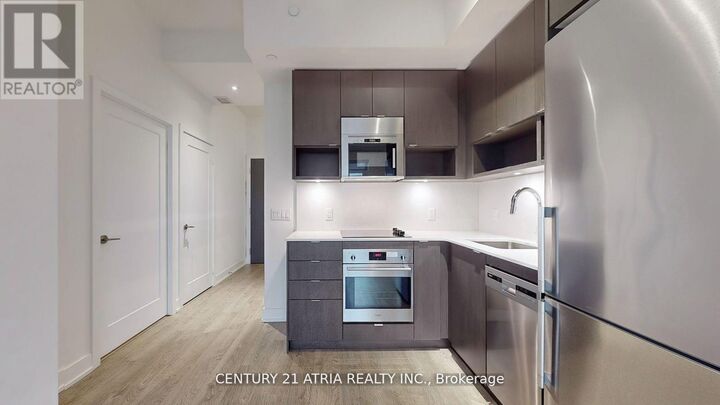 Property Photo:  7 Mabelle Avenue 3701  ON M9A 0C9 