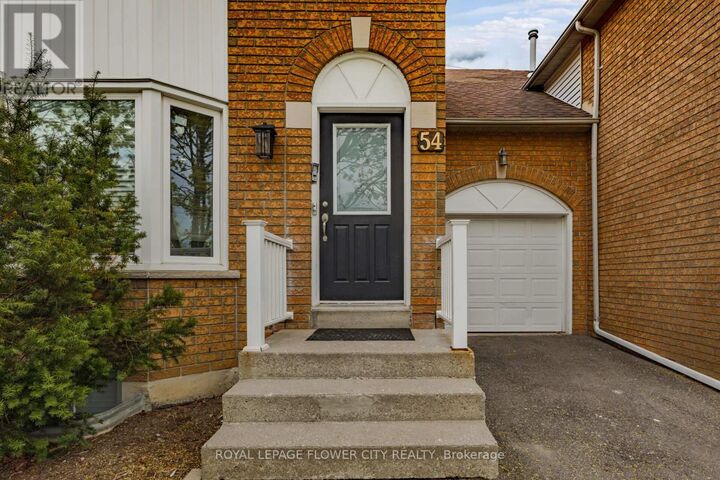 Property Photo:  54 Fern Valley Crescent  ON L6R 1K6 
