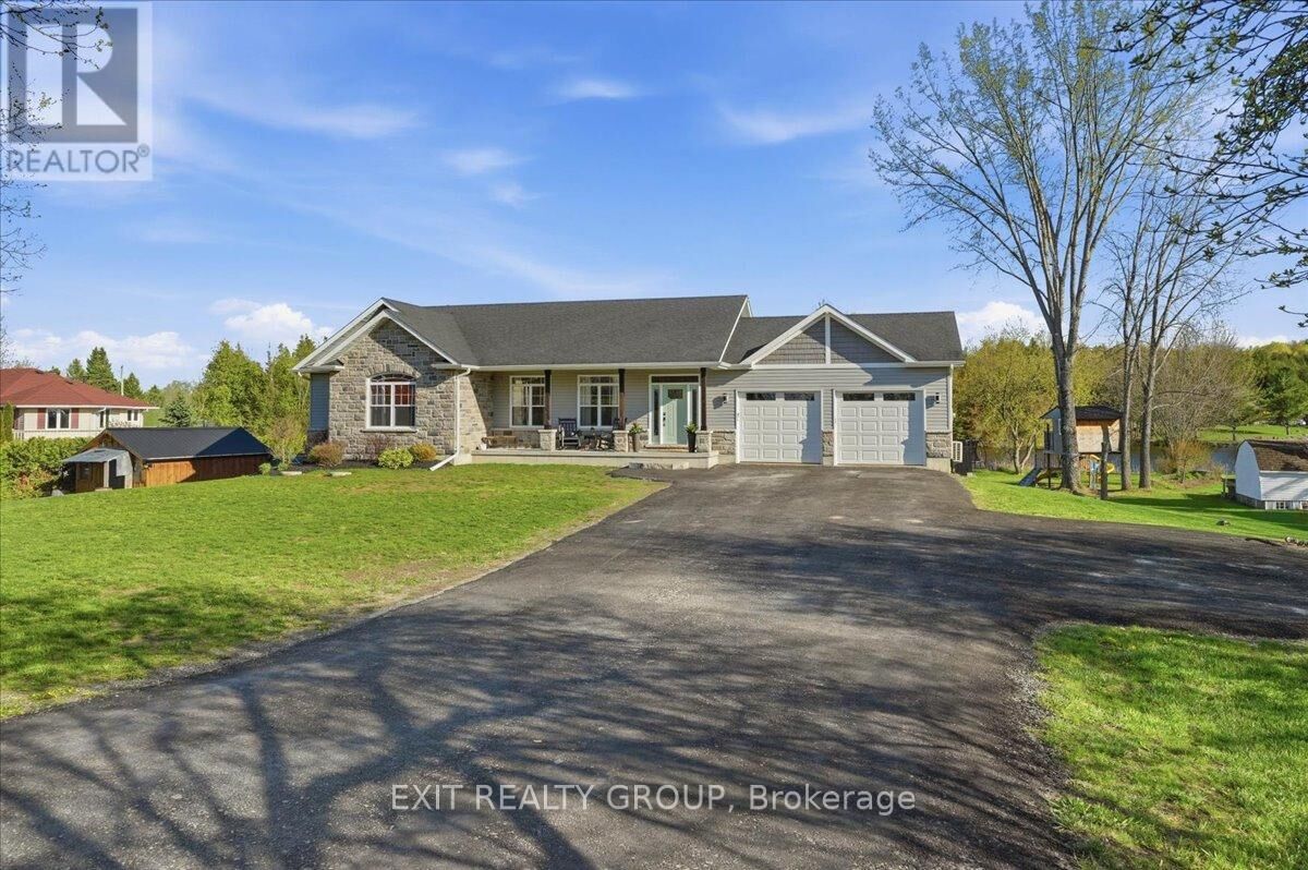 Property Photo:  544 Shannon Road  ON K0K 2V0 