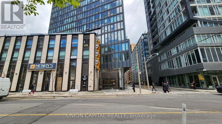 Property Photo:  60 Shuter Street 1201  ON M5B 0B7 