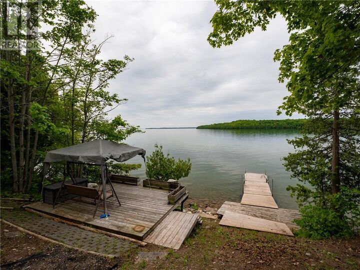 Property Photo:  1746 Rockville Road  ON P0P 1S0 
