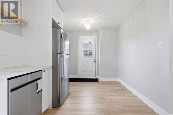 Property Photo:  1548 Briar Avenue  ON P3A 4J1 