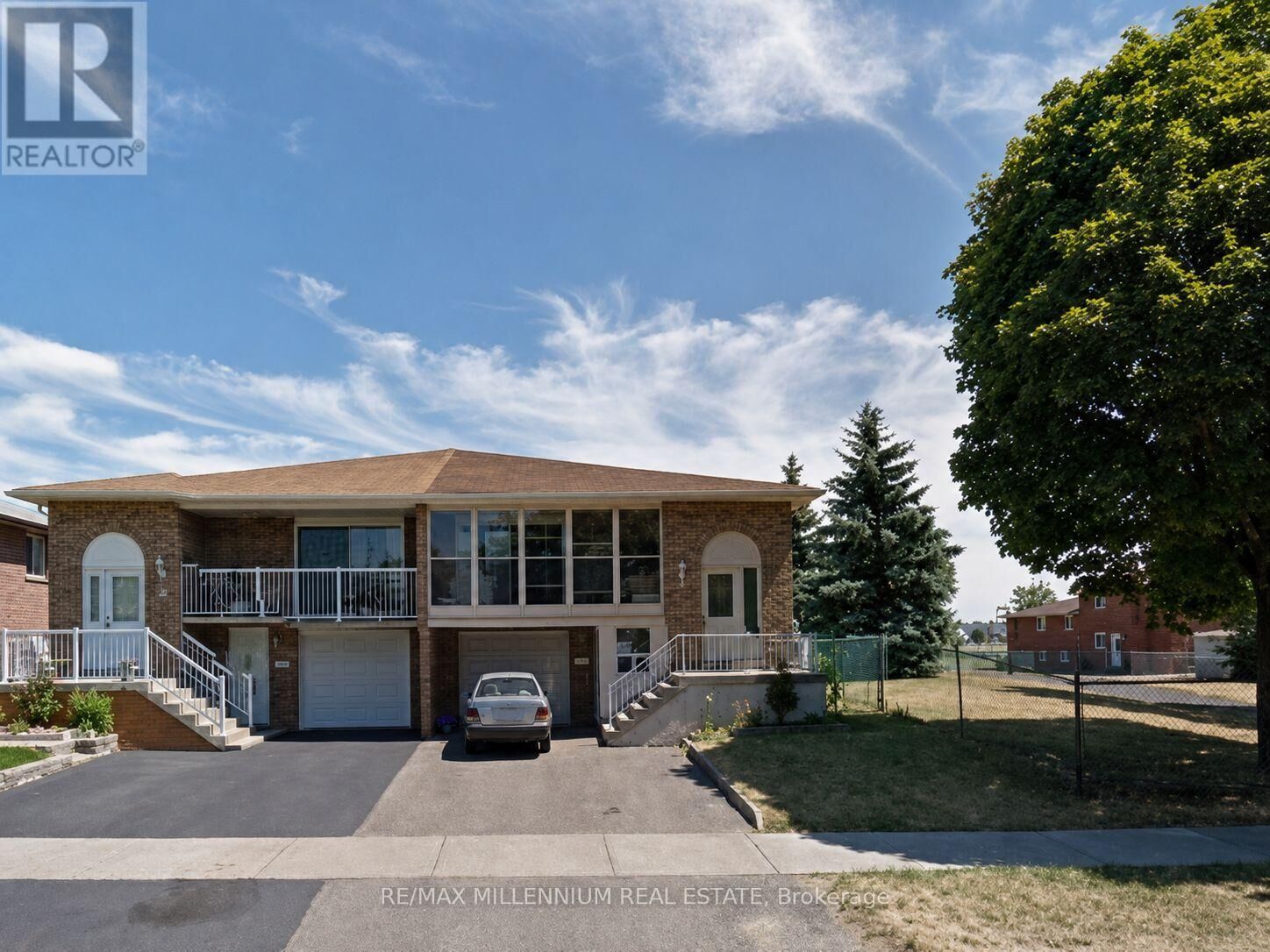 Property Photo:  29 Major Oaks Drive  ON L6V 3K1 