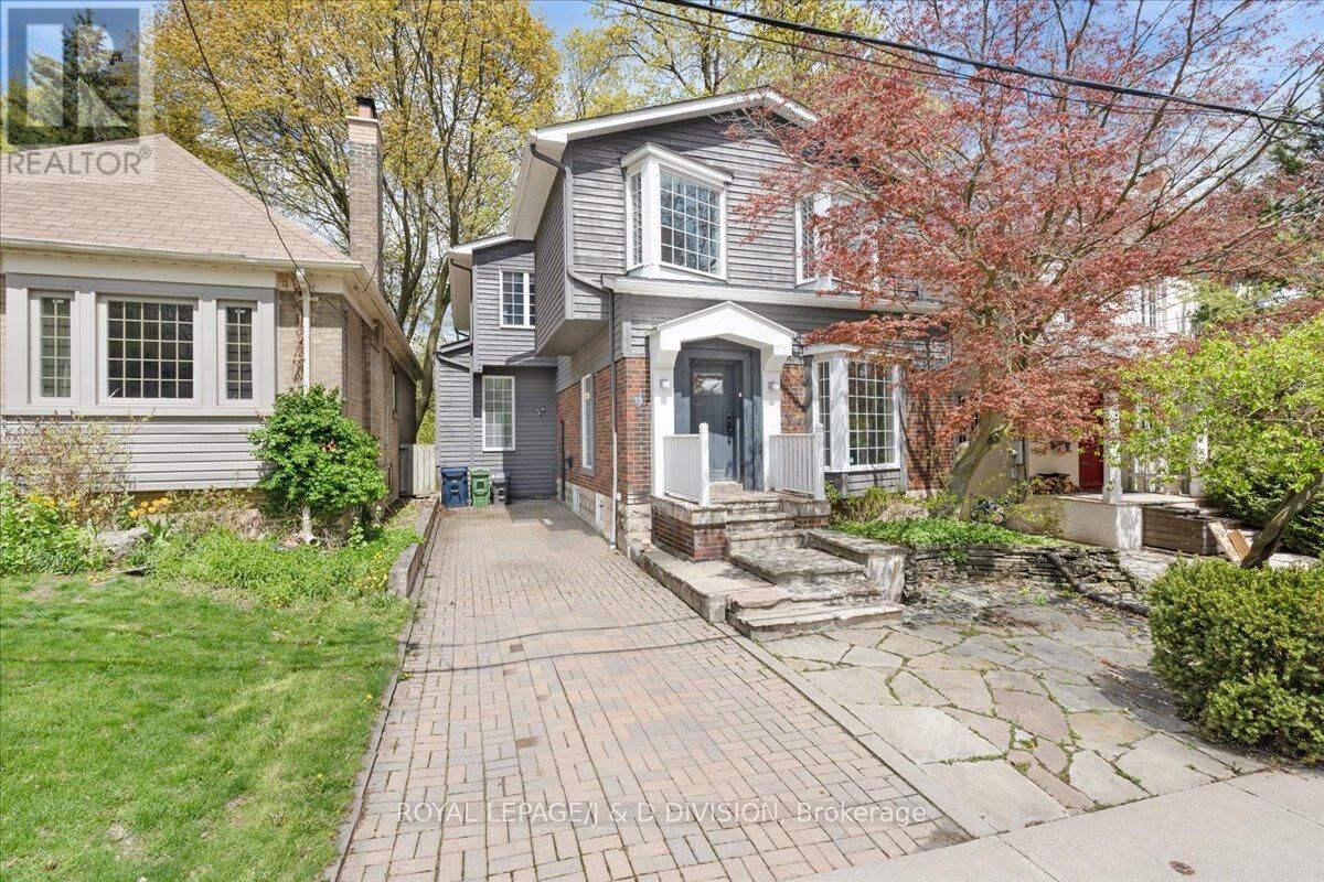 Property Photo:  73 Astley Avenue  ON M4W 3B5 