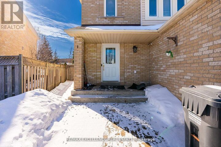 Property Photo:  46 Nectarine Crescent  ON L6S 5Z1 
