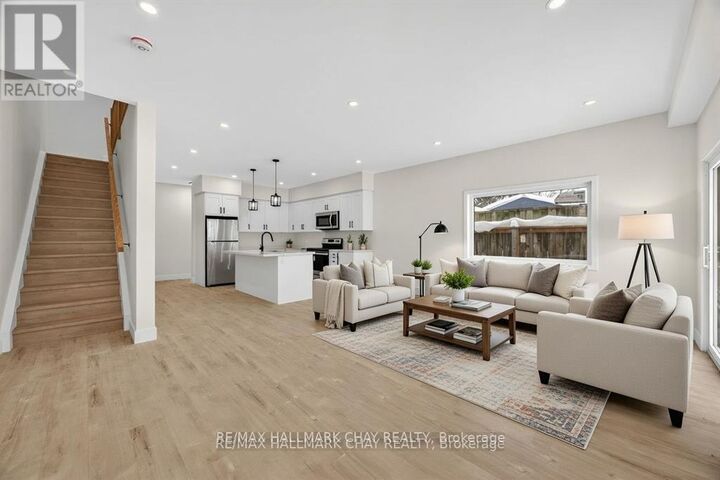 Property Photo:  28 Rose Avenue  ON L3V 6B4 