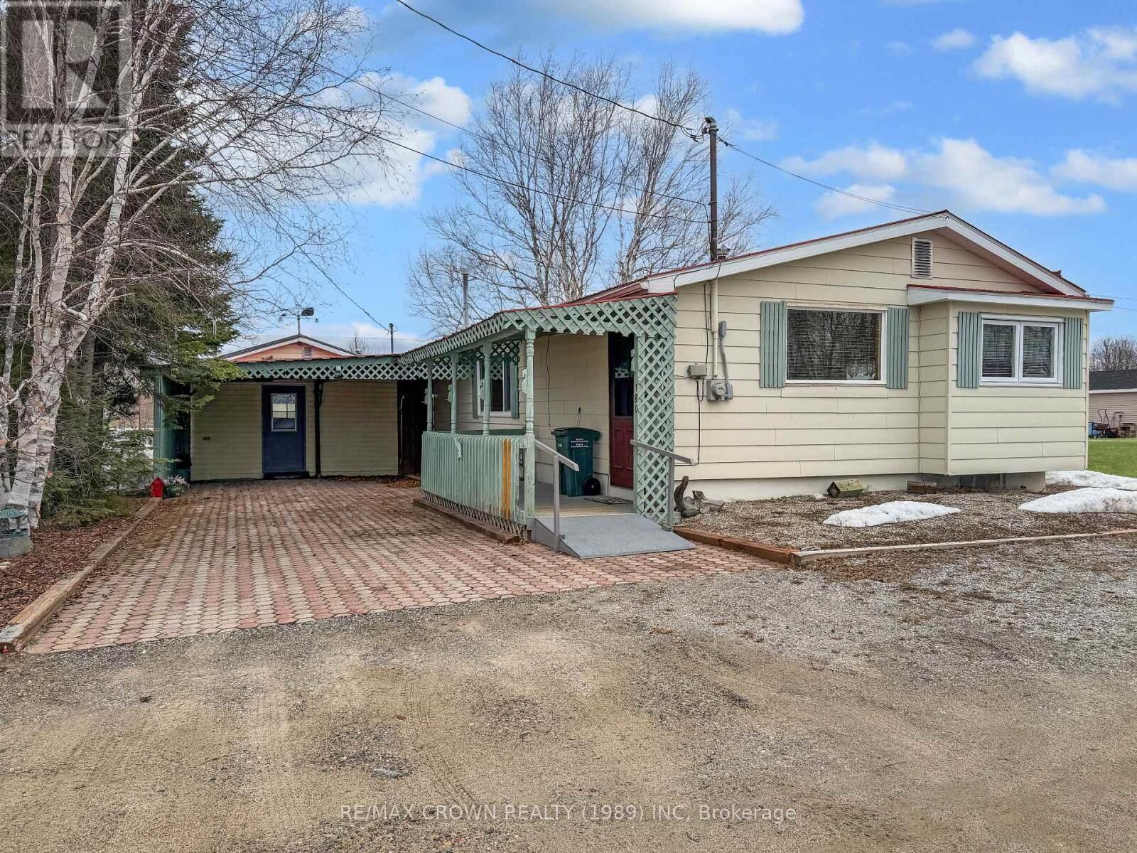 Property Photo:  180 Trailer Park Road  ON P0L 2B0 
