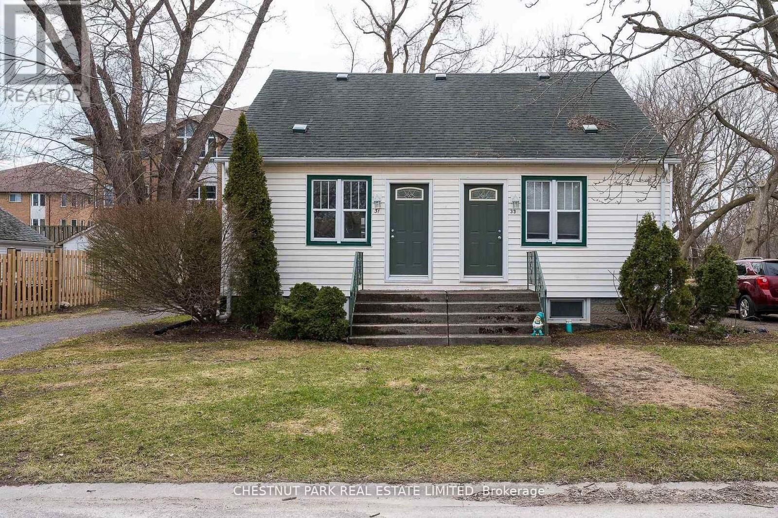 Property Photo:  31-33 Washburn Street  ON K0K 2T0 
