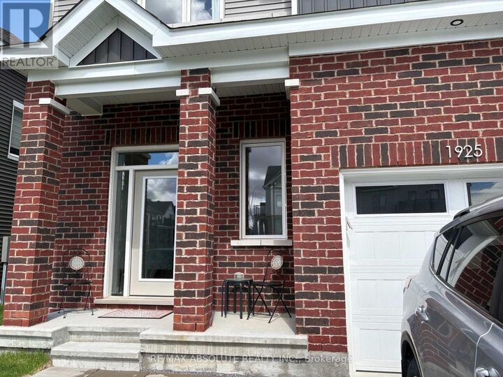 Property Photo:  1925 Elevation Road  ON K2J 7H1 