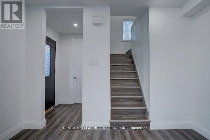 Property Photo:  18 Ritchie Avenue  ON K8P 3V9 